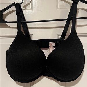 PINK Victoria’s Secret Wear Everywhere Push-Up Bra – Size 34DD